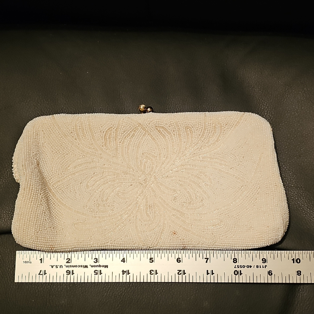 Vintage Cream Beaded Clutch